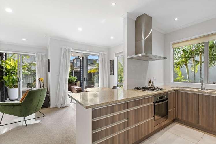 2/110 Hobsonville Point Road Hobsonville Point_6