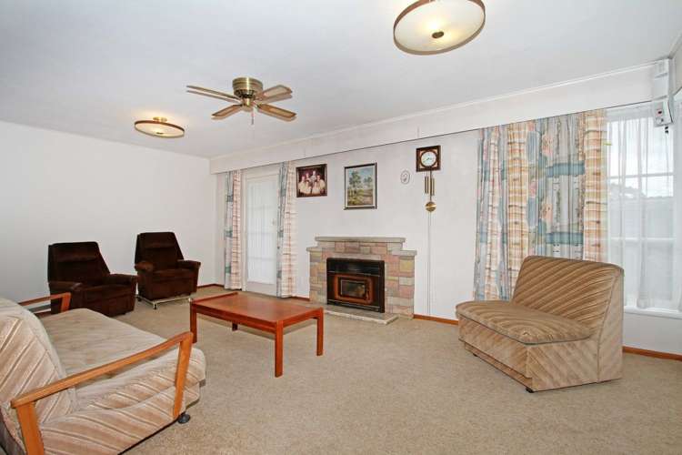 8 Maybelle Place Kelston_7