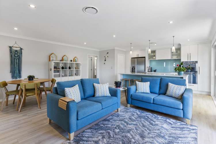 50 Beachwood Drive Hatfields Beach_14