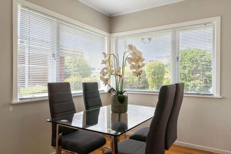 133 Vodanovich Road Te Atatu South_8