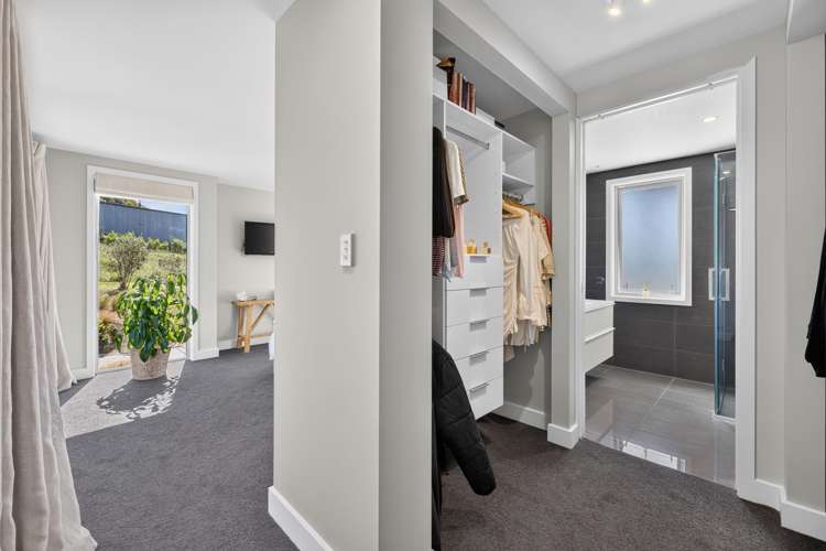 11 Kaioruru Lane Charteris Bay_23