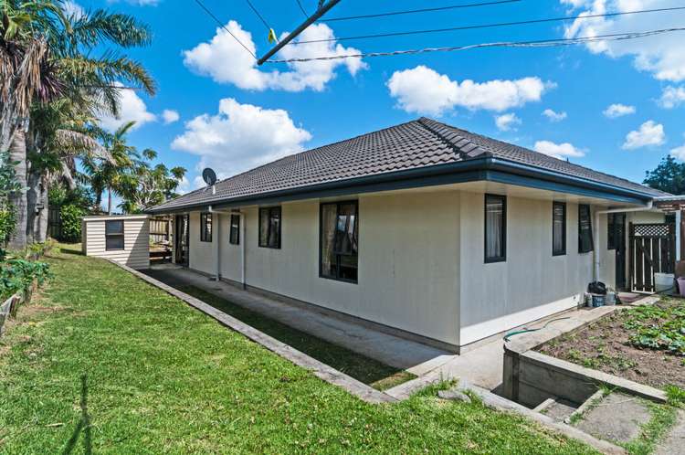 18 Walter Little Way Flat Bush_8