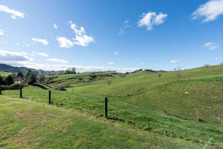 1026 Limeworks Loop Road Te Pahu_13
