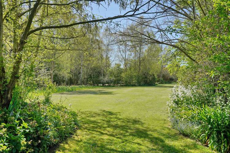 77 Mount Thomas Road Fernside_18