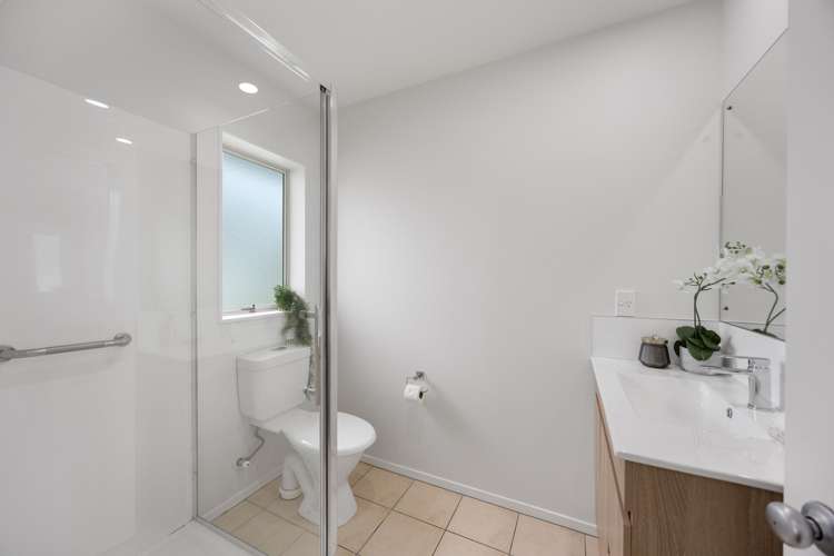 8A Kinross Street Blockhouse Bay_18