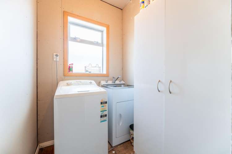 39 Le Cren Street Seaview_19