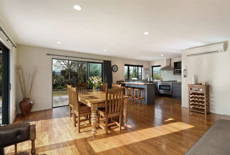 30 Rockhaven Albert Town_3