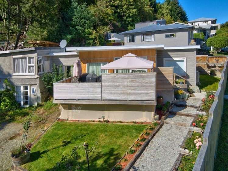 121 Hallenstein Street Queenstown_6