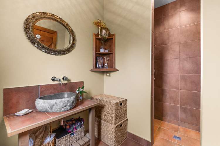 140 Mackenzie Road Kahuranaki_19