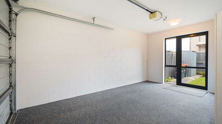 22 Clinton Lane Woolston_12