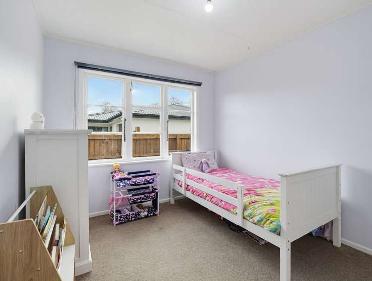 28 Leeds Street Milson_11