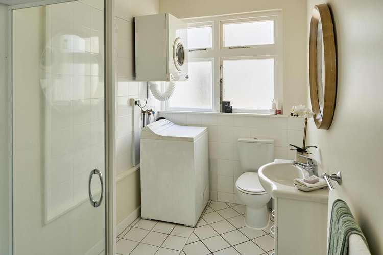 3/1 Rixon Grove Mount Victoria_6