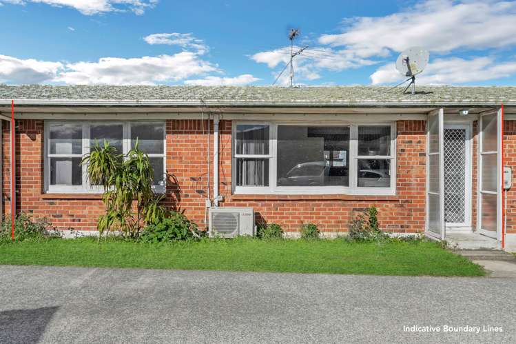 2/8 Winspear Place_0