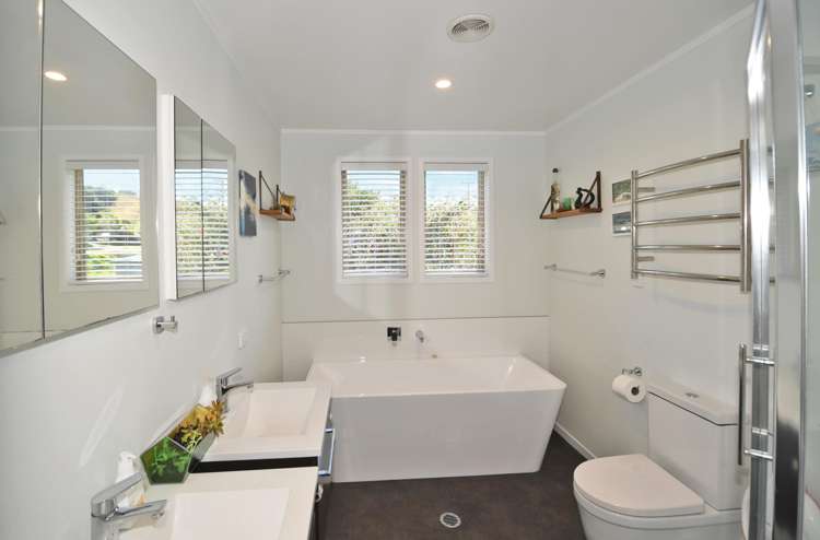 57 Hauraki Road Leigh_14