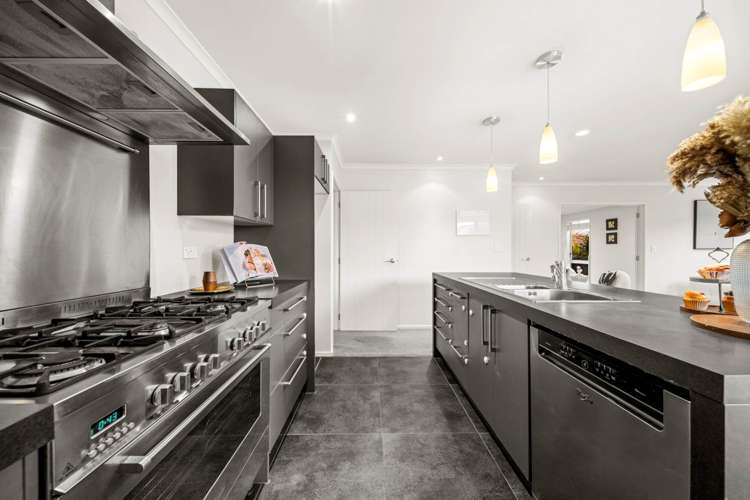 18 Huntington Park Drive Greenhithe_9