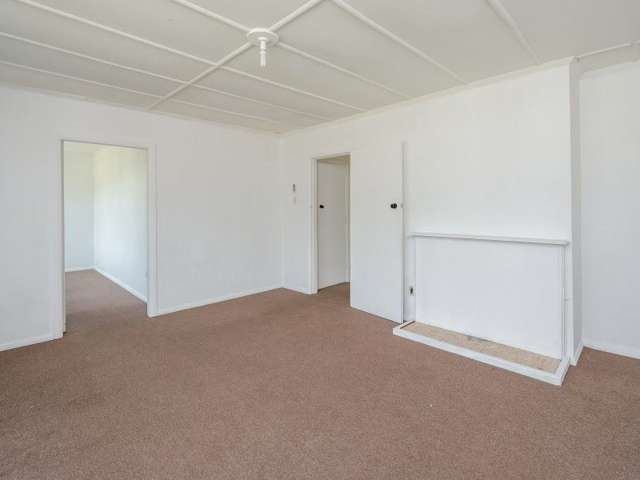 1 Pinfold Avenue Hamilton East_2