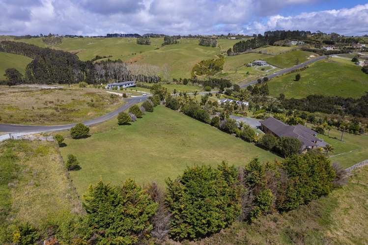 27 Pekama Drive Cable Bay_8