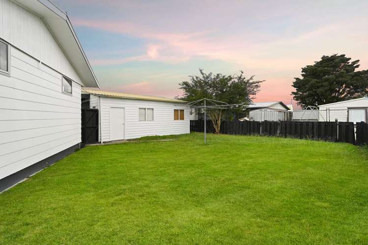 17 Enfield Street Nawton_16