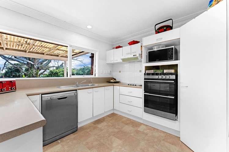 6 Youngs Road Papakura_5