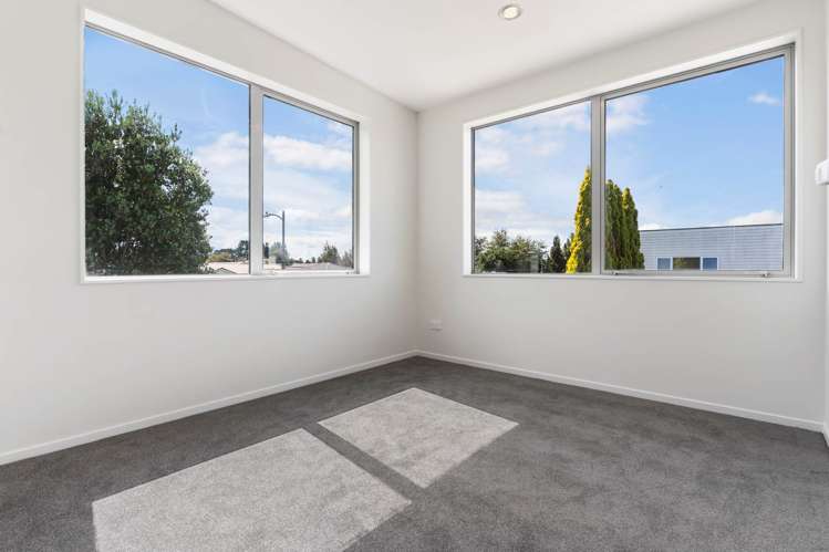 77 Popokatea Drive Takanini_15