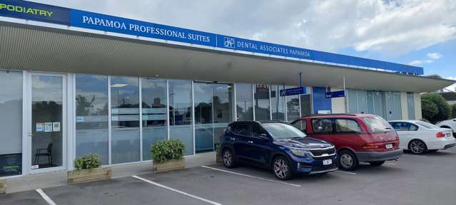 Tasteful small office in Papamoa