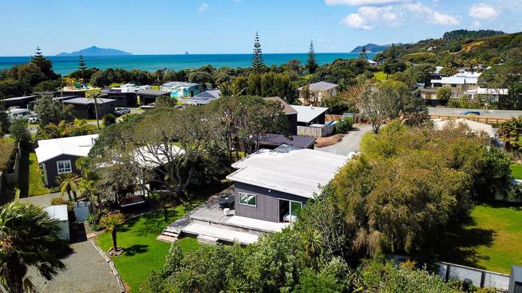 841 Cove Road Waipu_12