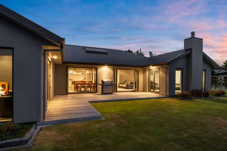 6 Roussel Place Springlands_20