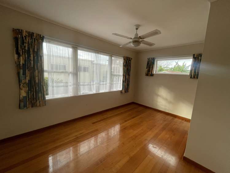 10 Glenties Lane Ellerslie_8