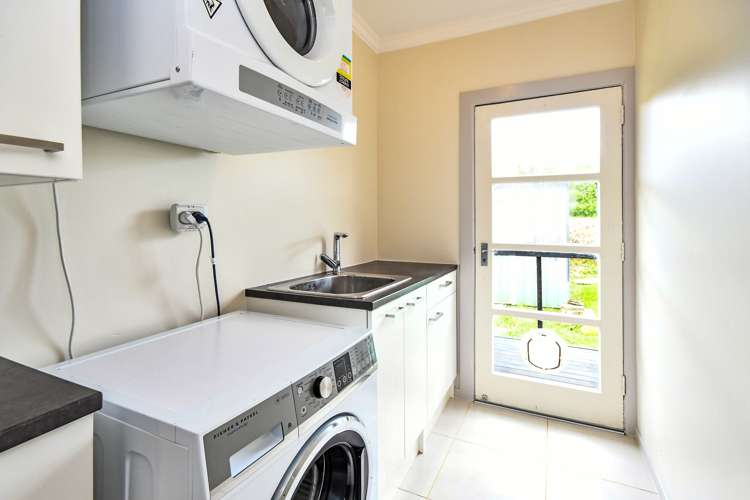 123 Falls Road Hunua_18