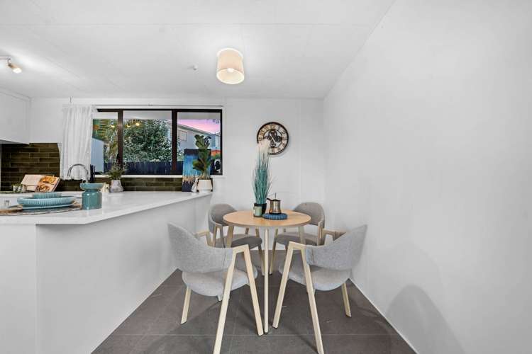 47 Lilburn Crescent Massey_7