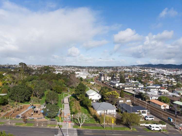 11 Chalmers Street Avondale_34