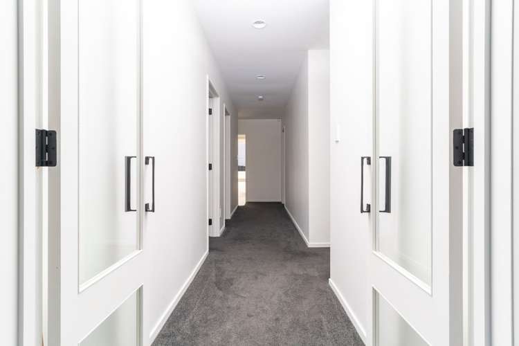 2 Ocean View Road Huia_8