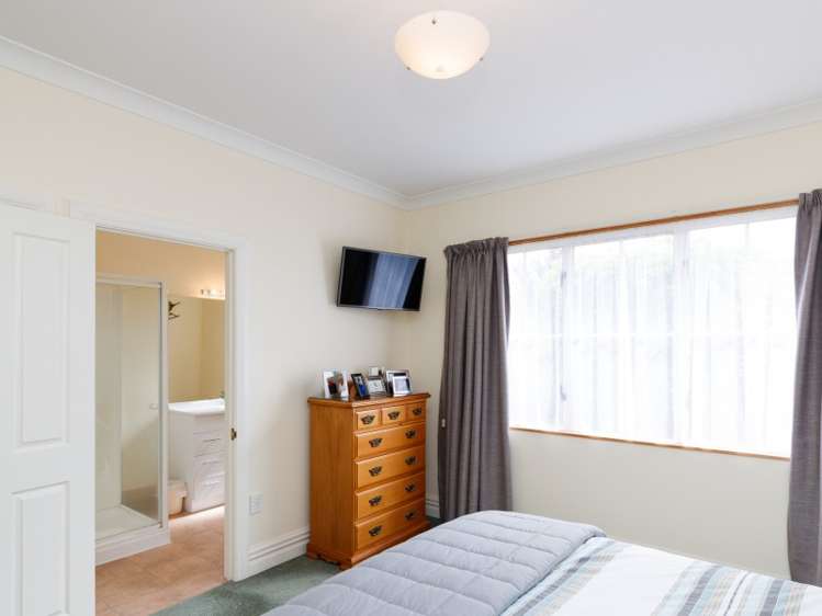 117a Ferguson Street West End_23