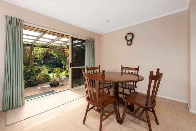 8 Hudson Grove Papamoa_5