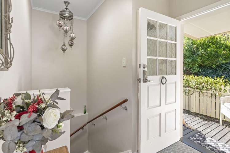 11 Russo Terrace Eastbourne_3