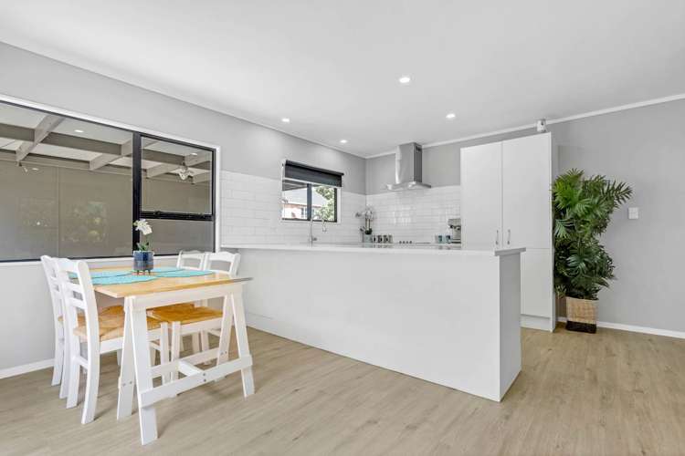 16C Pine Street New Lynn_22