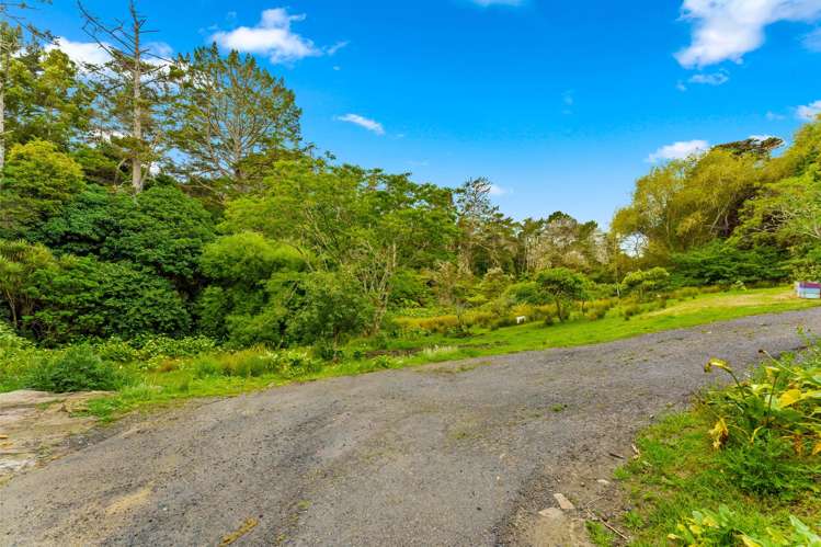 10 Hobbs Road Matakatia_38