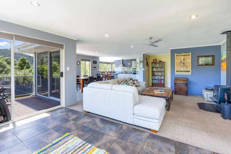 762 Queen Charlotte Drive Havelock_4