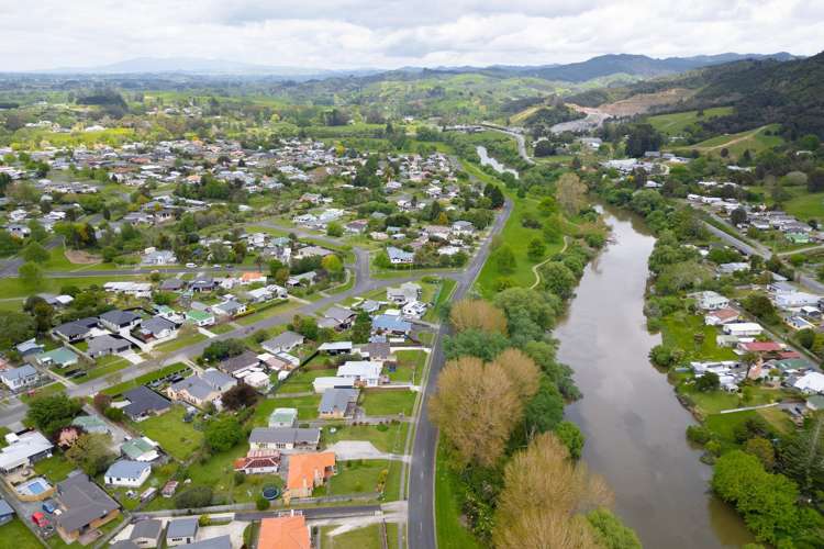 17 Waipa Esplanade Ngaruawahia_14