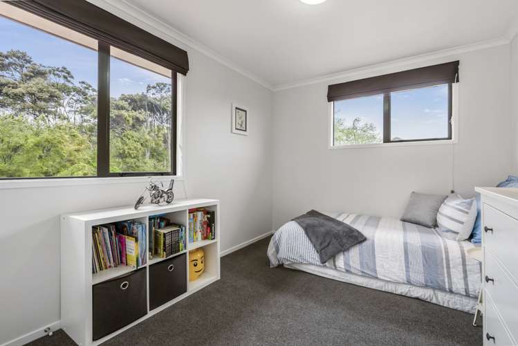 34 Greenbough Lane Greenhithe_8