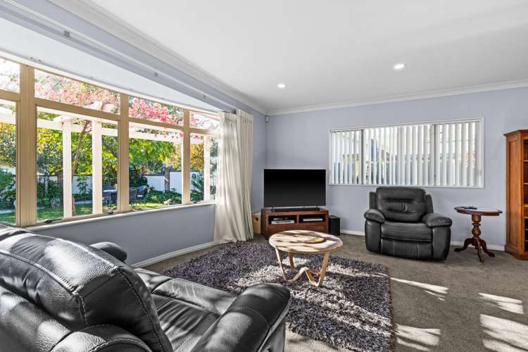 59 Whiting Crescent Greenmeadows_9