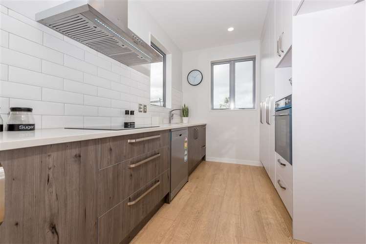 28 Toanui Road Hobsonville_15