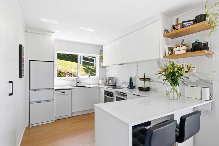 65 Chartwell Drive Crofton Downs_4