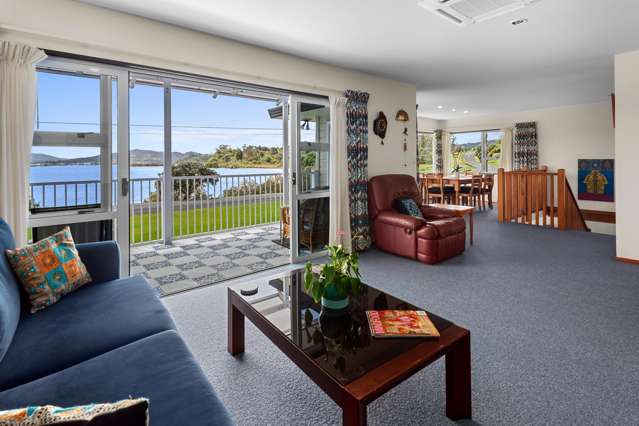 296 Beach Road Onerahi_4