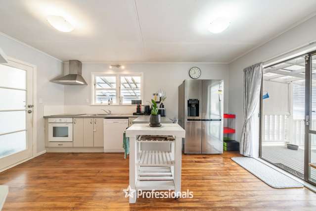 116 Coast Road Wainuiomata_2