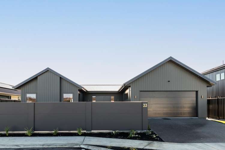 33 Crombie Avenue Havelock North_21