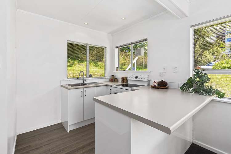 1b Sandhurst Way Crofton Downs_5