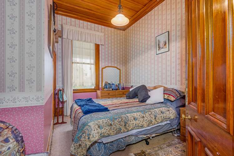 66 Bridge Street Bulls_5