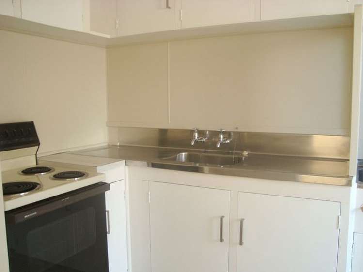 2/136 Nayland Road 10816_2