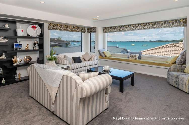 2/17 The Parade Bucklands Beach_11